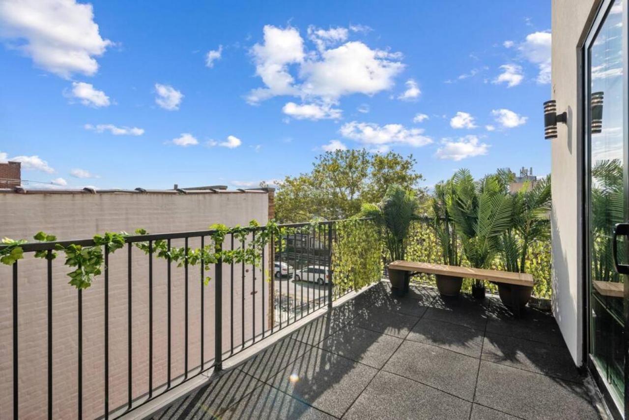 Apartamento Nyc Skyline Views, Sauna & Rooftop - Romantic Escape At 